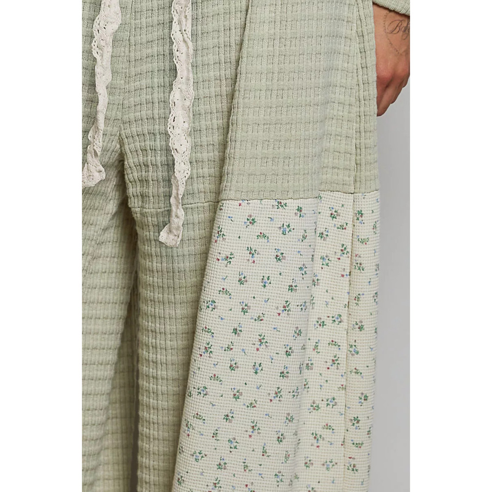 POL Patchwork Mixed Knit Wide Leg Pants - Picture 7 of 7